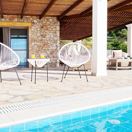 Roberta Kefalonia Σπαρτιά