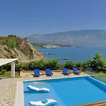 Roberta Kefalonia Villa Spartià