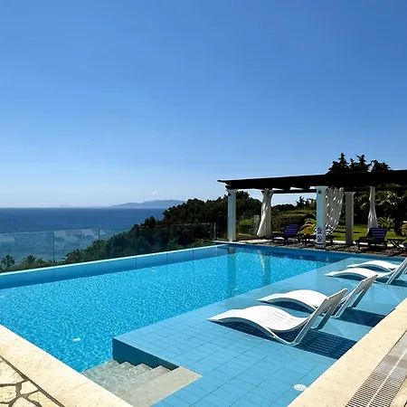 Roberta Kefalonia * Spartià