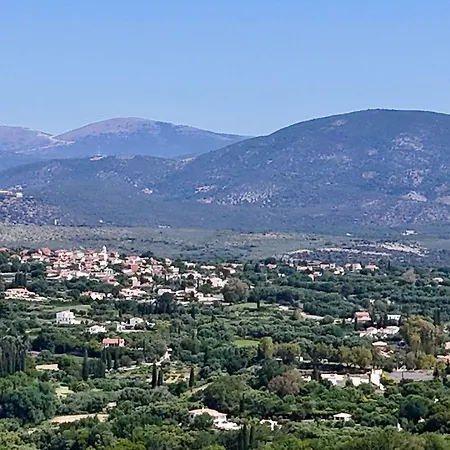 Roberta Kefalonia